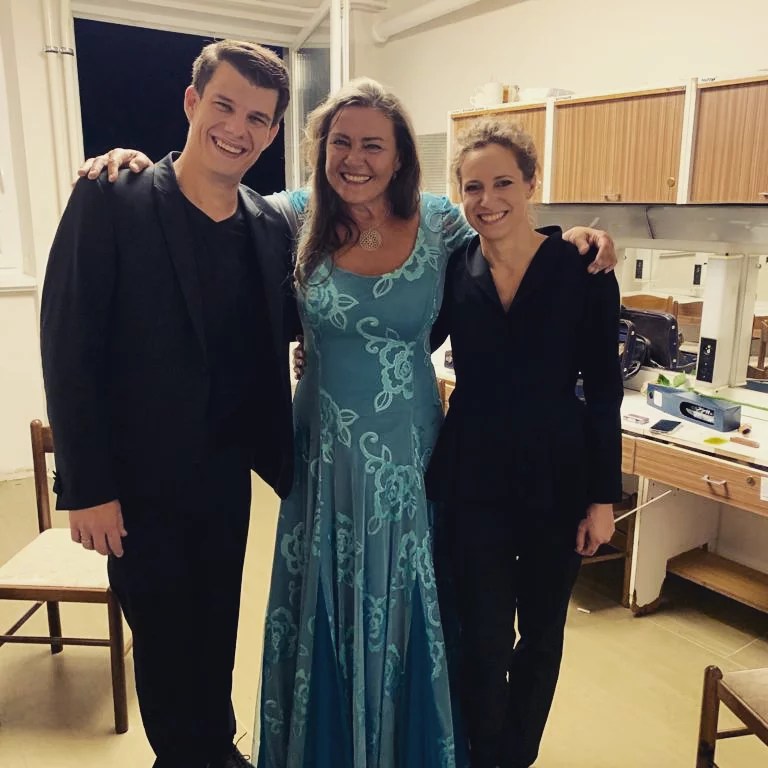 470213459 505868109157710 8282175734668366661 n